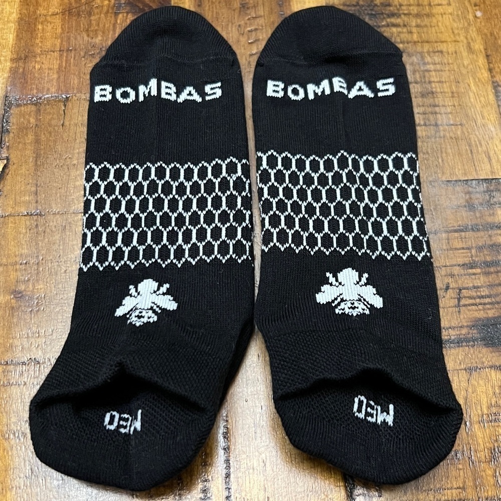 Bombas Men’s All Performance Black and White Athletic Socks. NWOT - Picture 3 of 5